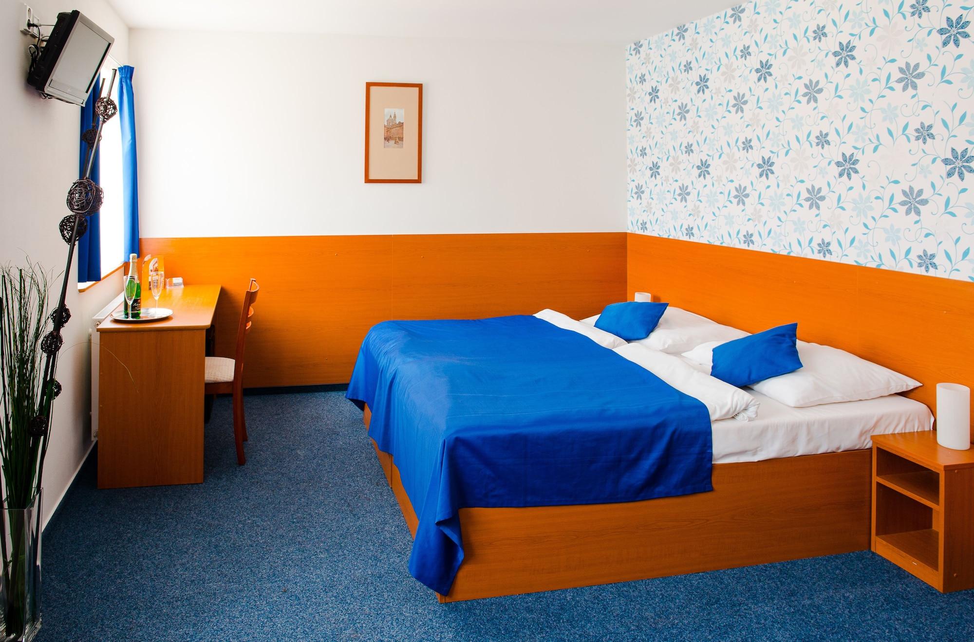 Adeba Hotel Praag Buitenkant foto