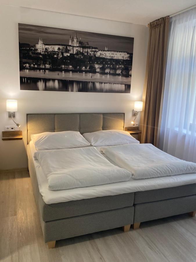 Adeba Hotel Praag Buitenkant foto