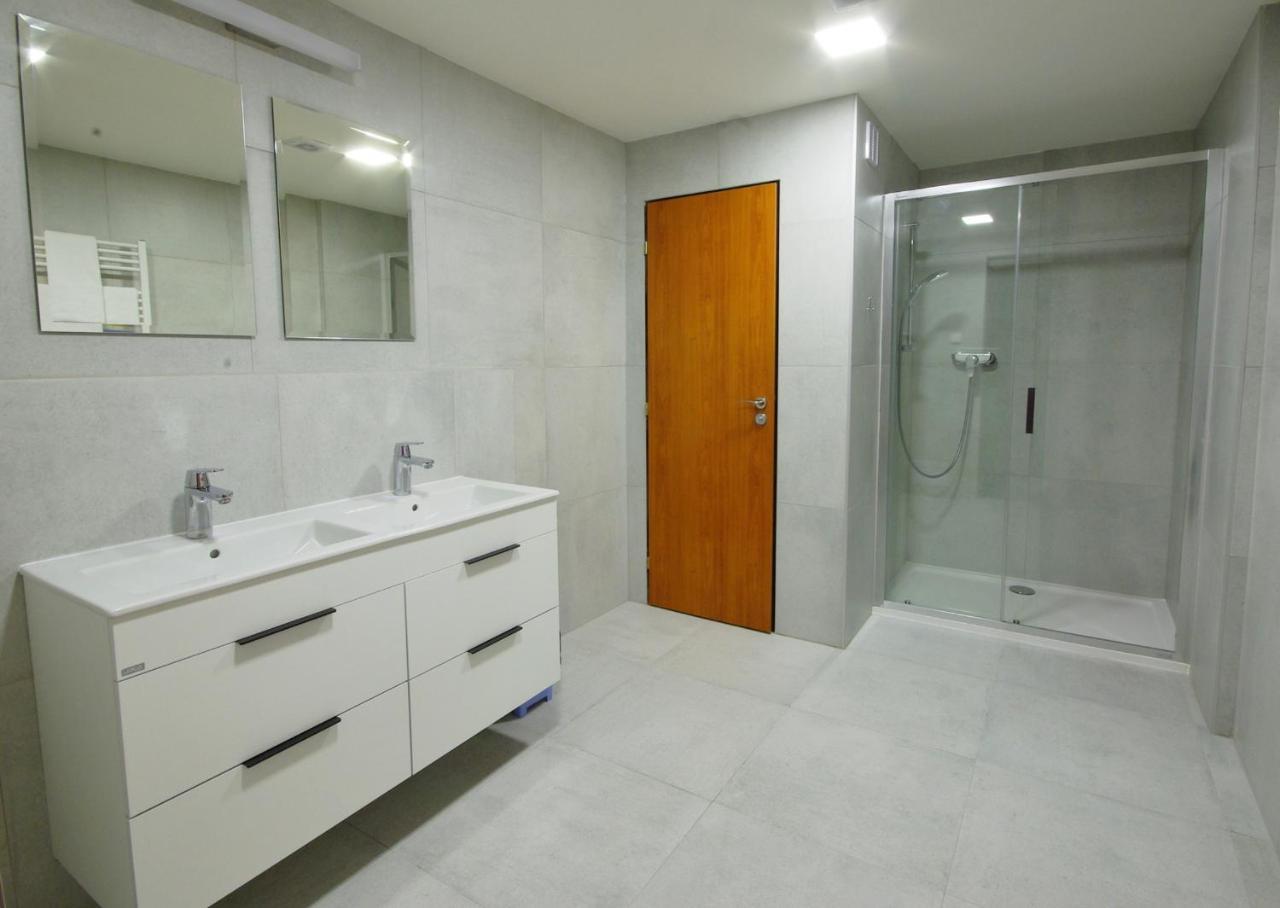 Adeba Hotel Praag Buitenkant foto